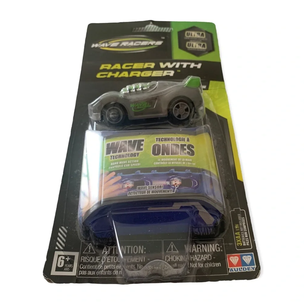 Wave Racers Wave Racers Storm XT Racer with Charger Green and Gray